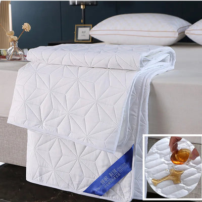 Cotton Quilted Waterproof Bed Pad Bedding Cover